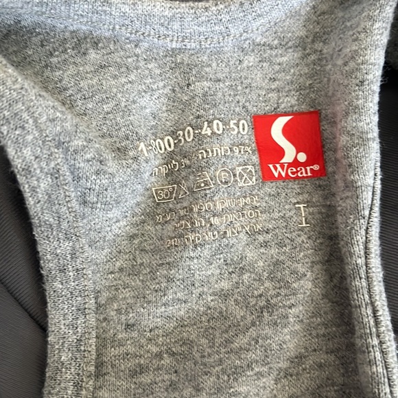 Woman’s gray, tank top, size small, gray wear - Picture 7 of 7
